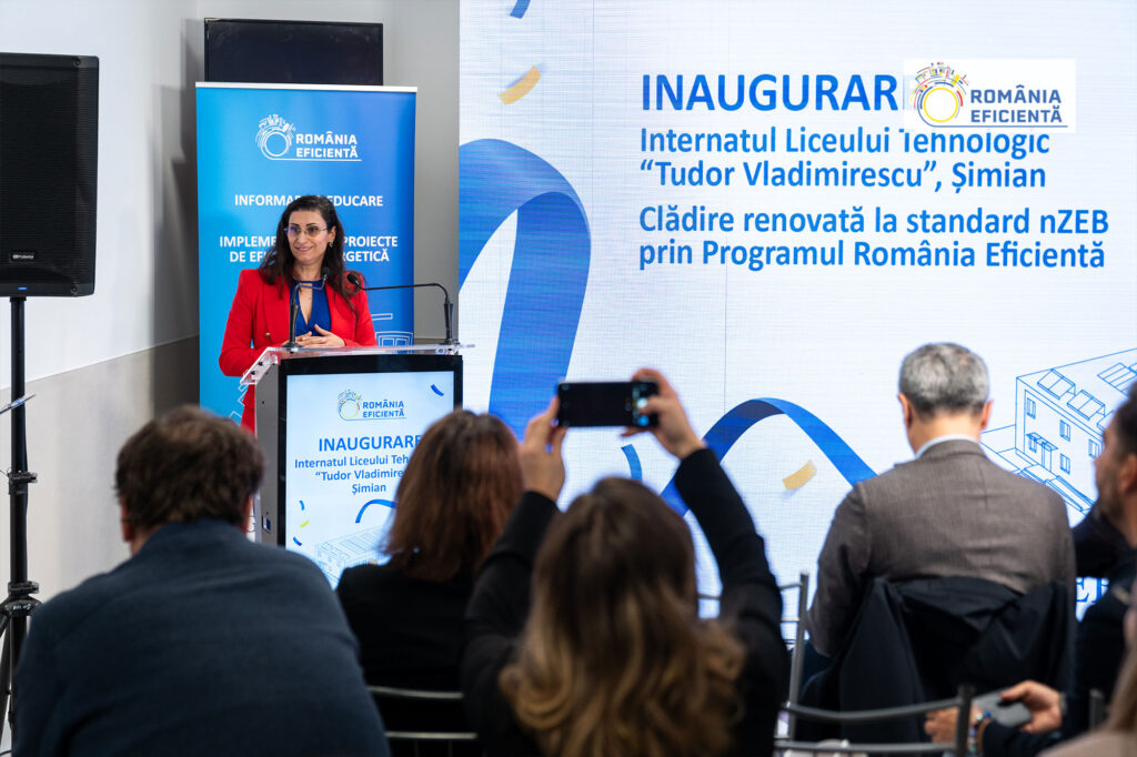 Liceul Tehnologic Tudor Vladimirescu din Șimian județul Mehedinți romania eficienta