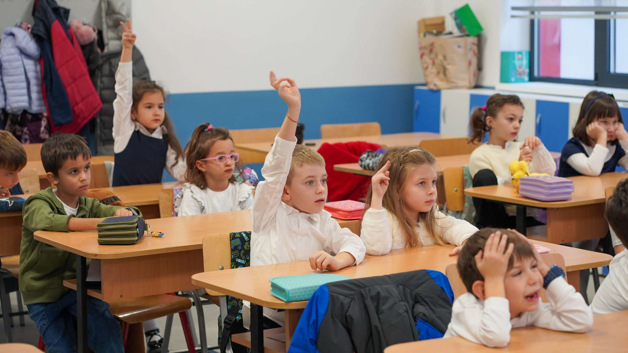 Tinerii și tranziția energetică: cum construim, pas cu pas, o generație responsabilă